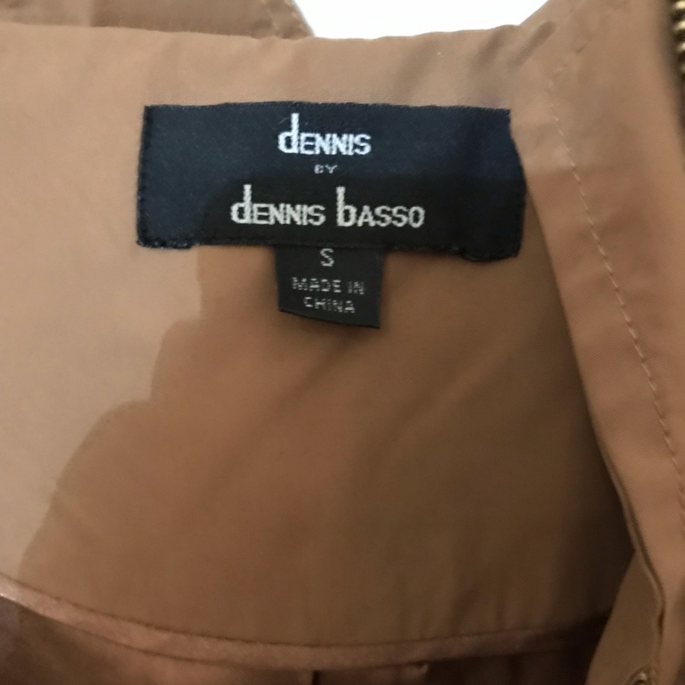 Tan raincoat - Picture 4 of 4